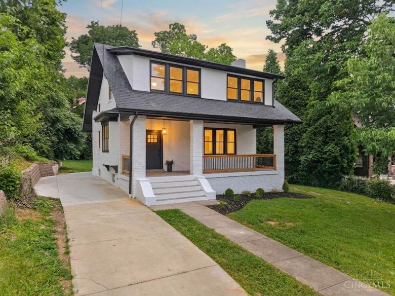 1016 Valley Lane, Cincinnati, OH 45229 Photo 1