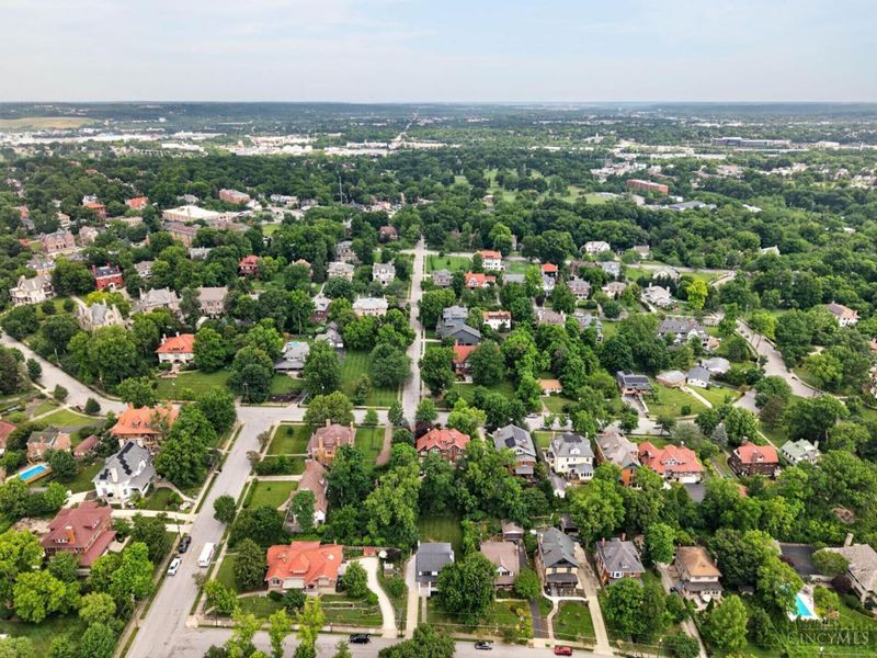 1016 Valley Lane, Cincinnati, OH 45229 Photo 40