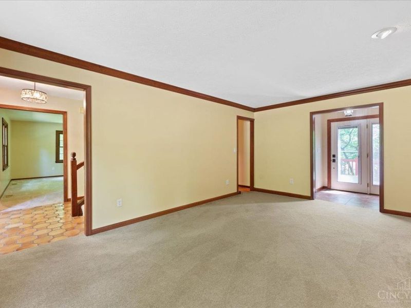 10911 Gosling Road, Colerain Township, OH 45252 Photo 12