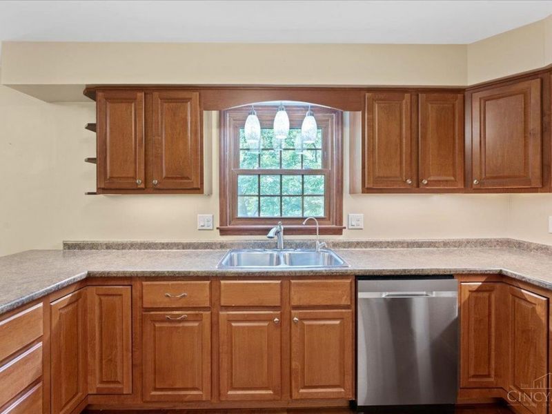 10911 Gosling Road, Colerain Township, OH 45252 Photo 21