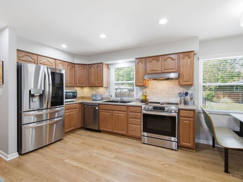 2042 Cortina Drive, Dayton, OH 45459 Photo 18