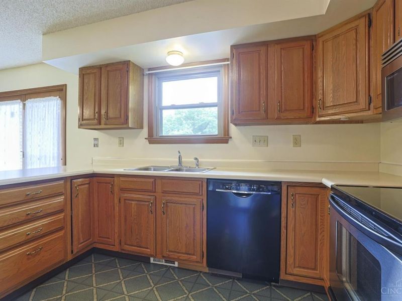 7446 Preakness Lane, Fairfield Twp, OH 45011 Photo 19