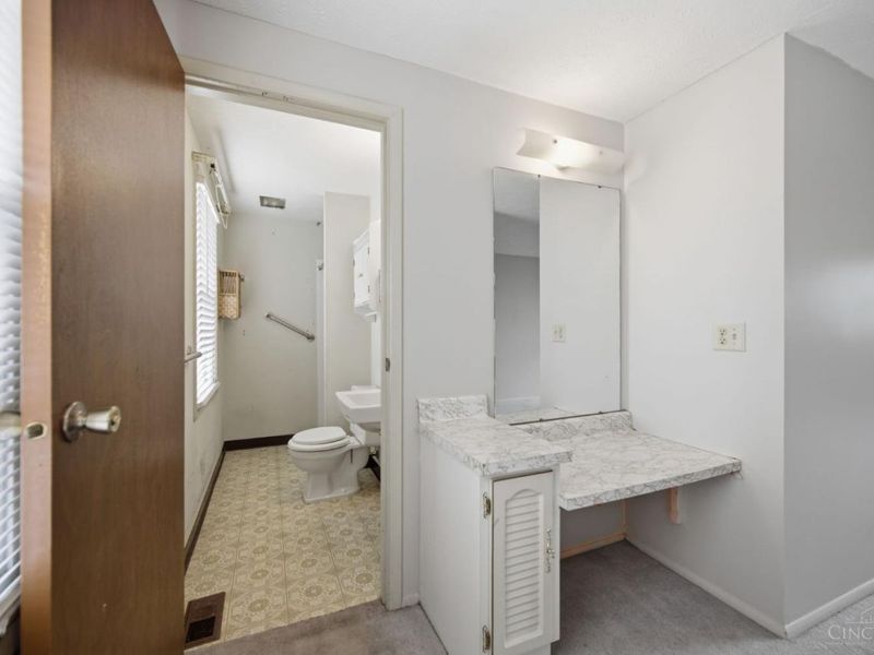 11554 Lincolnshire Drive, Forest Park, OH 45240 Photo 25