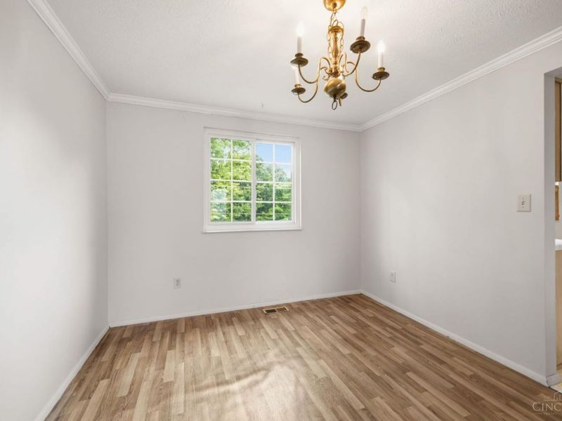 11554 Lincolnshire Drive, Forest Park, OH 45240 Photo 8