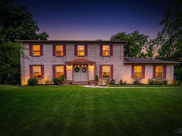 9181 Sunderland Way, West Chester, OH 45069