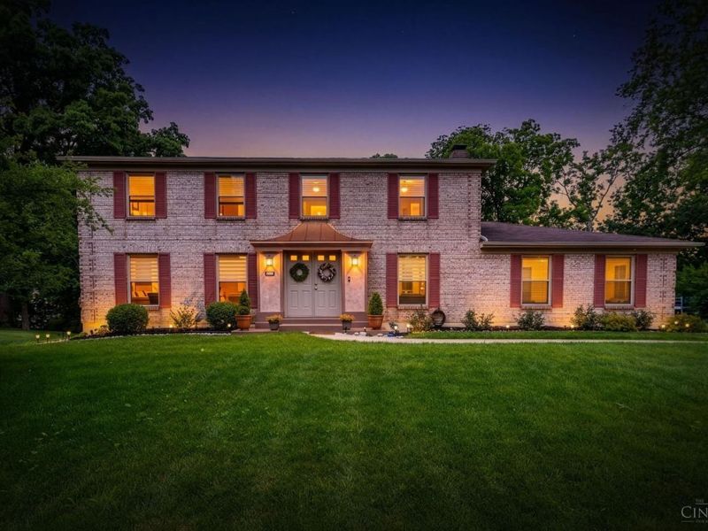 9181 Sunderland Way, West Chester, OH 45069 Photo 1