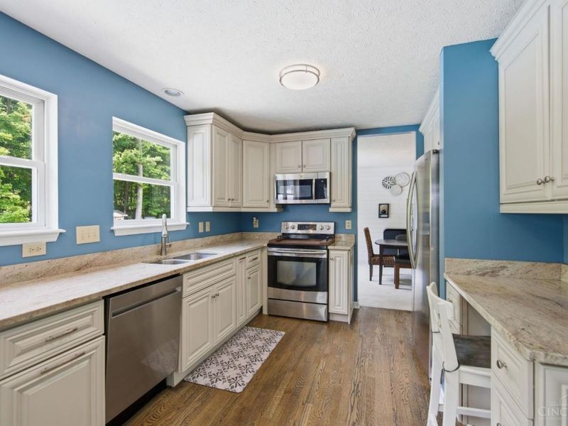 8700 Woolstone Court, Hamilton Twp, OH 45039 Photo 11