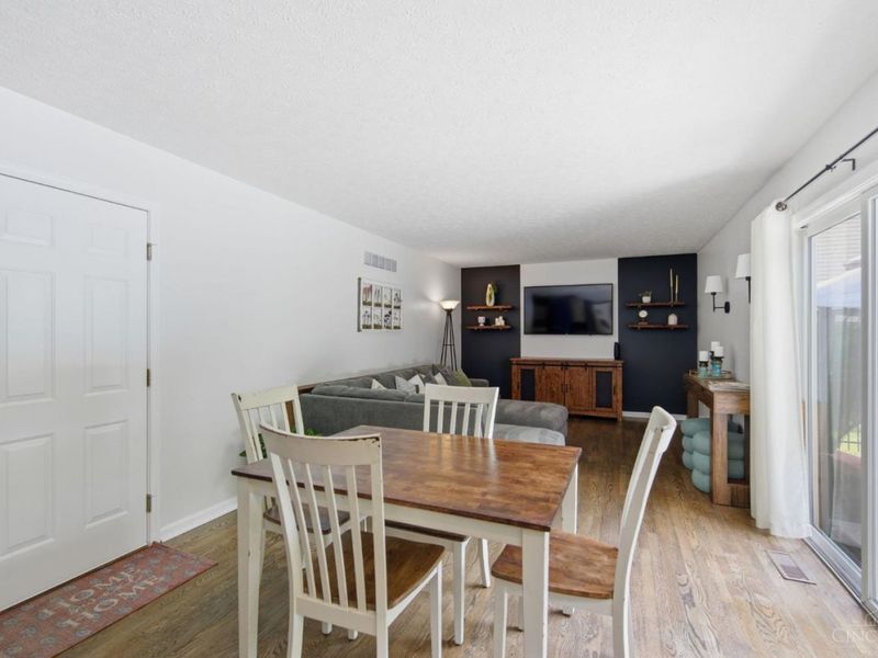 8700 Woolstone Court, Hamilton Twp, OH 45039 Photo 13