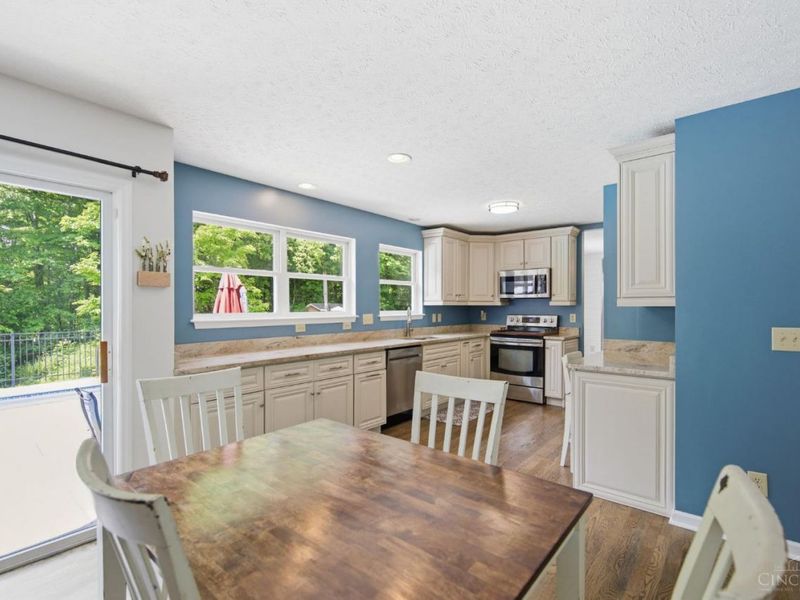 8700 Woolstone Court, Hamilton Twp, OH 45039 Photo 15