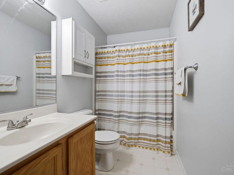 8700 Woolstone Court, Hamilton Twp, OH 45039 Photo 28