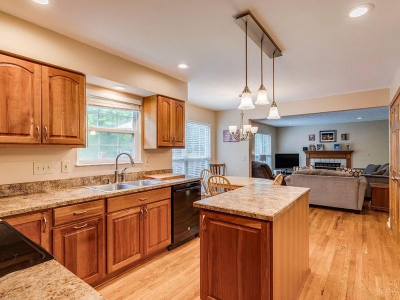 1366 Mountain Ash, Batavia Twp, OH 45102 Photo 8