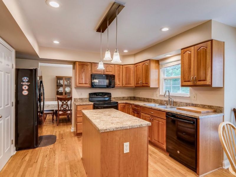 1366 Mountain Ash, Batavia Twp, OH 45102 Photo 9