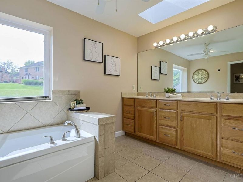 3020 Cooperhill Drive, Evendale, OH 45241 Photo 26