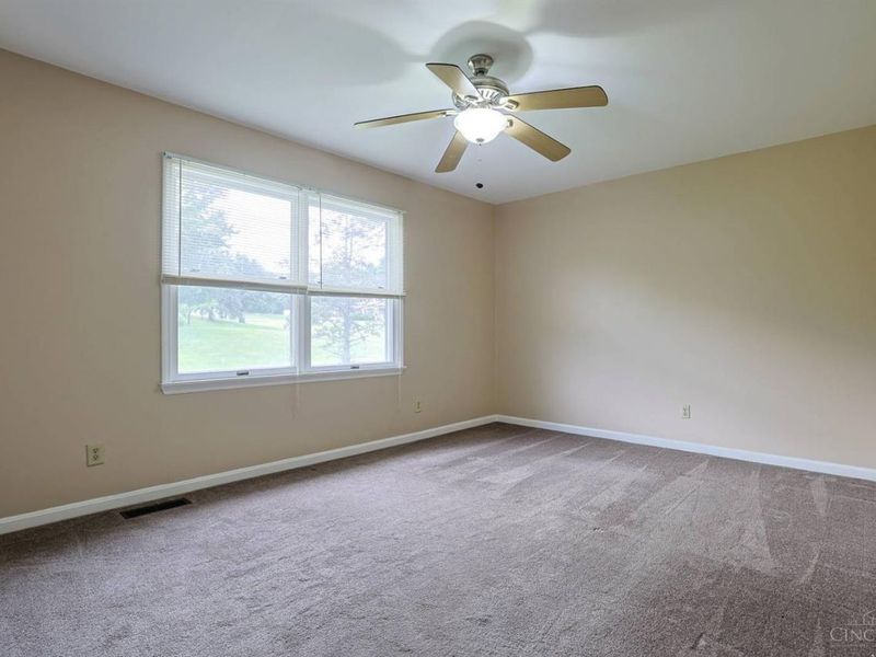 3020 Cooperhill Drive, Evendale, OH 45241 Photo 29