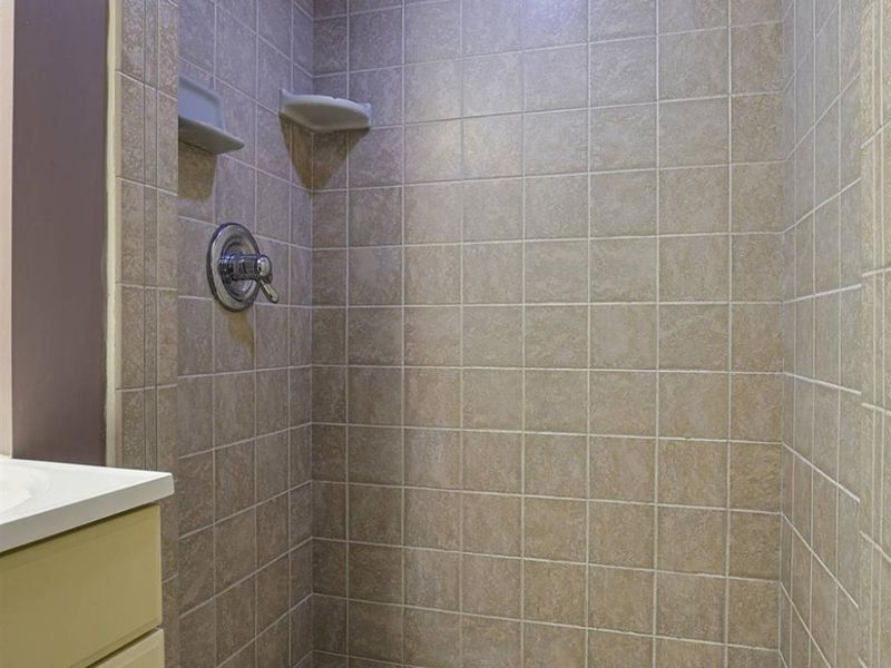 1242 Garden Circle, Wyoming, OH 45215 Photo 51