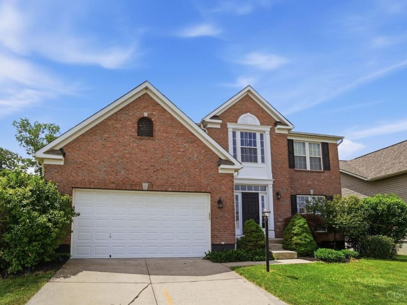 303 Delaware Drive, Hamilton Twp, OH 45039 Photo 2