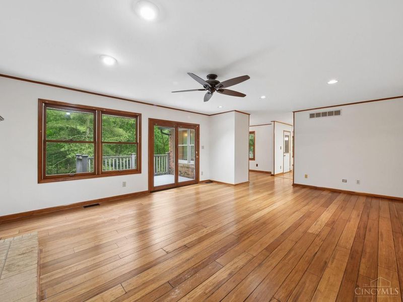 10890 Mockernut Drive, Harrison Twp, OH 45030 Photo 17