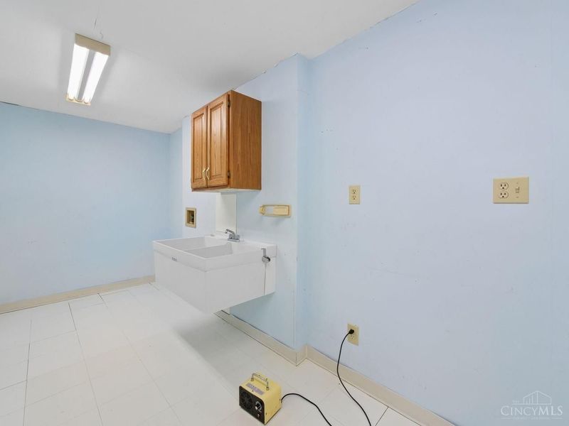 10890 Mockernut Drive, Harrison Twp, OH 45030 Photo 32