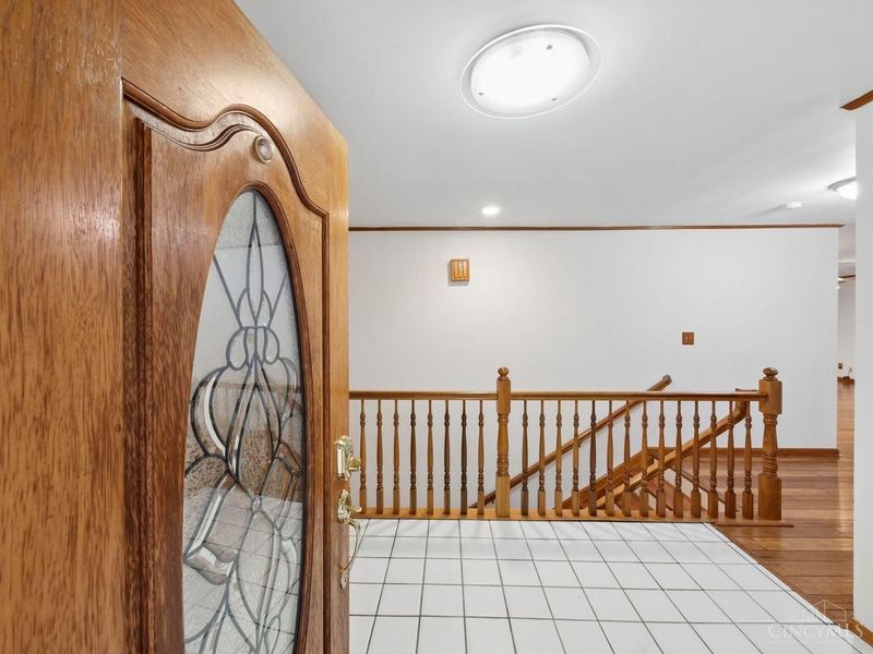 10890 Mockernut Drive, Harrison Twp, OH 45030 Photo 5