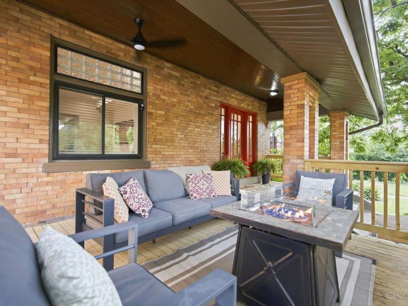 699 N Fred Shuttlesworth Circle, Cincinnati, OH 45229 Photo 4