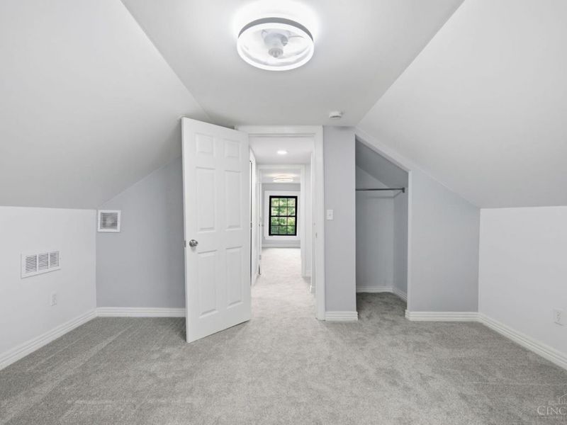 699 N Fred Shuttlesworth Circle, Cincinnati, OH 45229 Photo 50