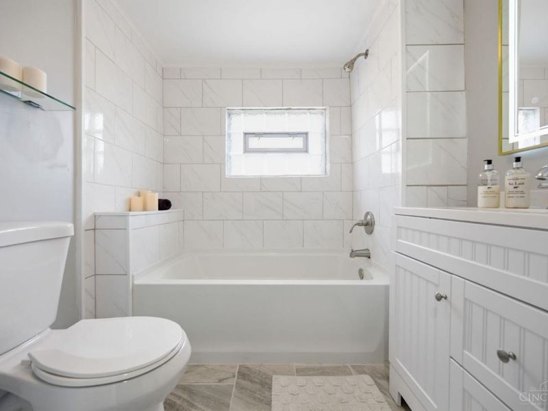 699 N Fred Shuttlesworth Circle, Cincinnati, OH 45229 Photo 51