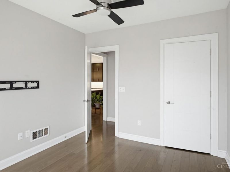 1515 Race Street, Unit 301, Cincinnati, OH 45202 Photo 15