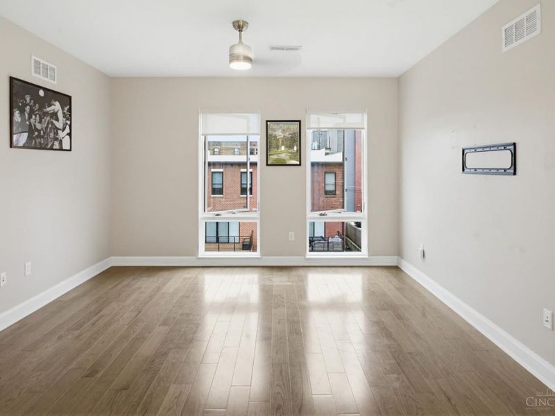 1515 Race Street, Unit 301, Cincinnati, OH 45202 Photo 5