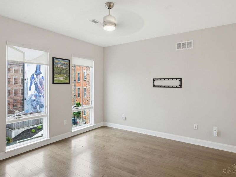 1515 Race Street, Unit 301, Cincinnati, OH 45202 Photo 6