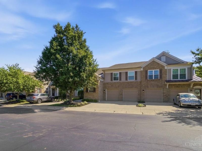 7462 Bridge Point Drive, Green Township, OH 45248 Photo 41
