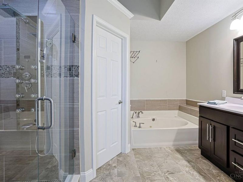 11789 Caerleon Court, Cincinnati, OH 45241 Photo 24