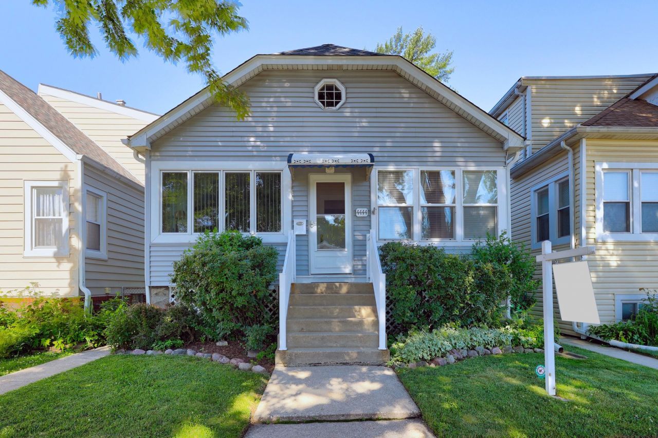4444 N Newland Avenue, Harwood Heights, IL 60706 Main Photo