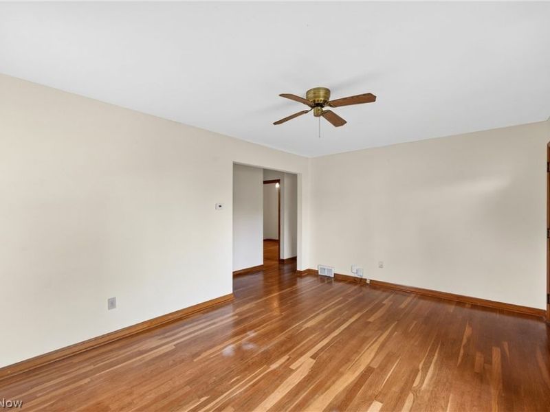 4126 W 140th Street, Cleveland, OH 44135 Photo 4
