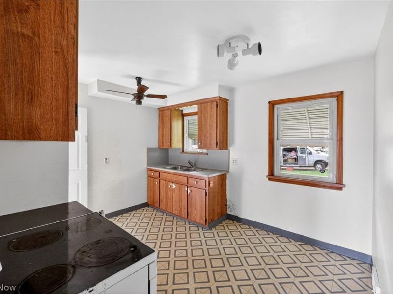 4126 W 140th Street, Cleveland, OH 44135 Photo 5