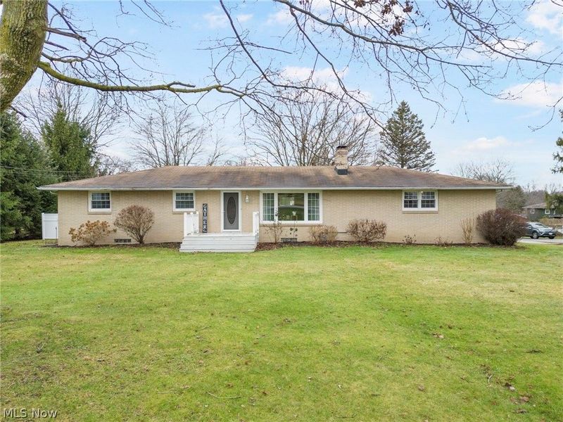5147 Broadway Avenue NE, Louisville, OH 44641 Photo 3