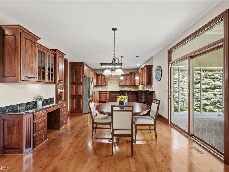 318 Edenmore Street, Wadsworth, OH 44281 Photo 16