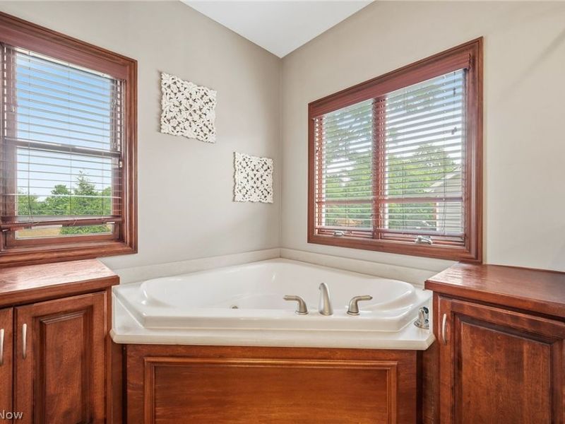 318 Edenmore Street, Wadsworth, OH 44281 Photo 31