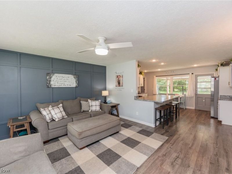 11901 Appleton Drive, Parma Heights, OH 44130 Photo 12