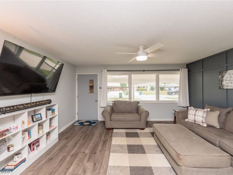 11901 Appleton Drive, Parma Heights, OH 44130 Photo 16