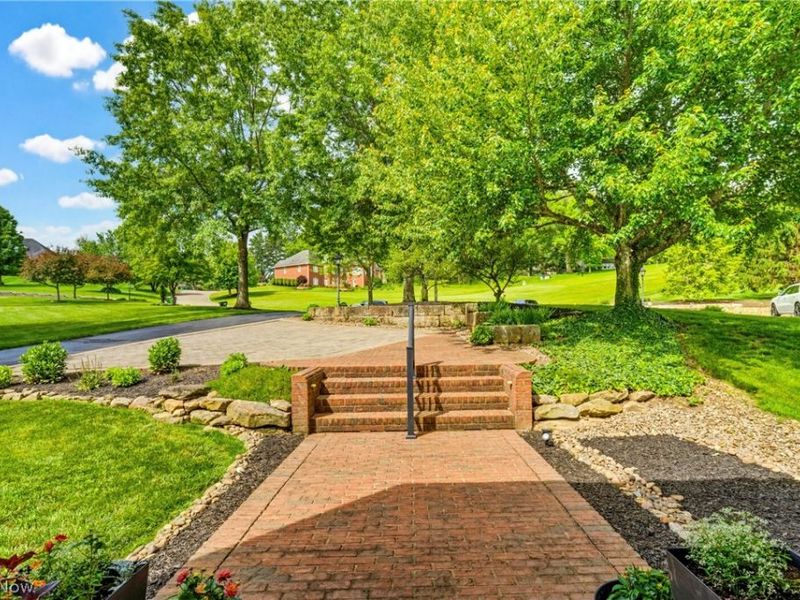 5 Medbery Drive , Coshocton, OH 43812 Photo 6