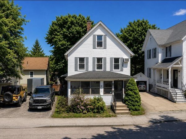 9 Pleasant Street, Pembroke, NH 03275