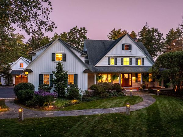 24 WISTERIA Drive, Dover, NH 03820