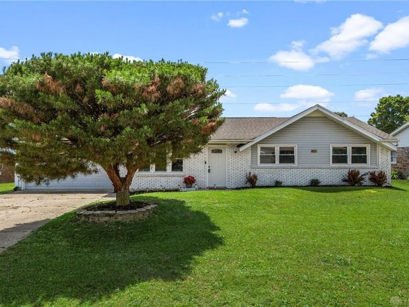 407 E Arlington Drive, Trenton, OH 45067 Photo 1