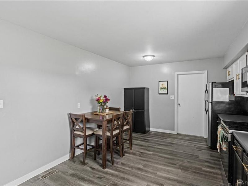 407 E Arlington Drive, Trenton, OH 45067 Photo 6
