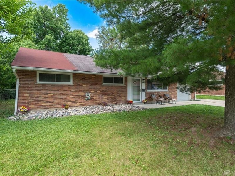 2675 Latonia Avenue, Miami Township, OH 45439 Photo 4