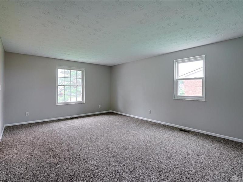993 Princewood Avenue, Centerville, OH 45429 Photo 8