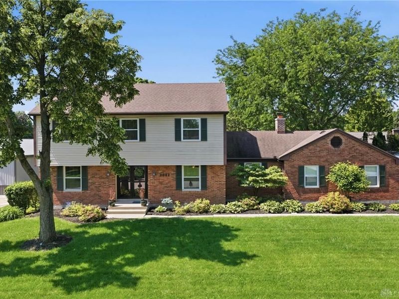 2042 Cortina Drive, Miami Township, OH 45459 Photo 2