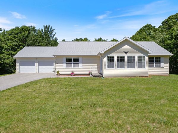 99 Vista Drive , Auburn, ME 04210