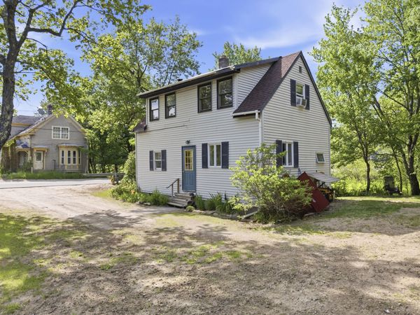 1238 Main Street , Hartford, ME 04220