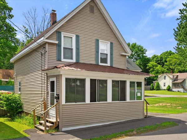 342 Grove Street , Bangor, ME 04401